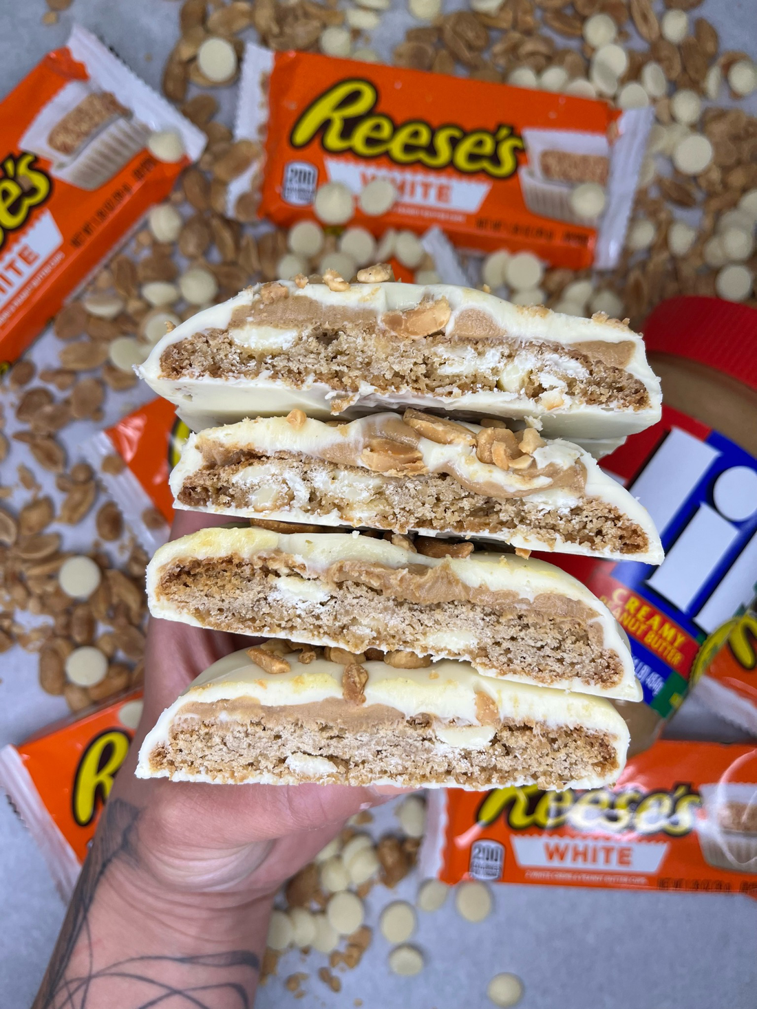 Reese’s snap white