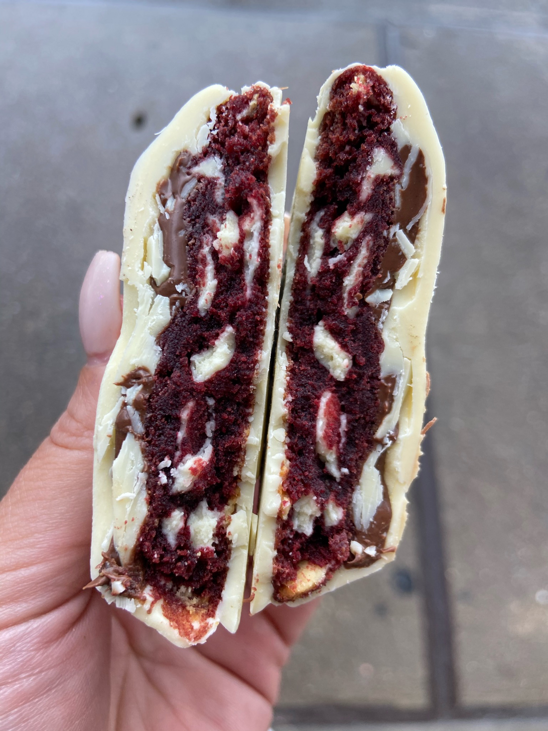 Red velvet / nutella snap